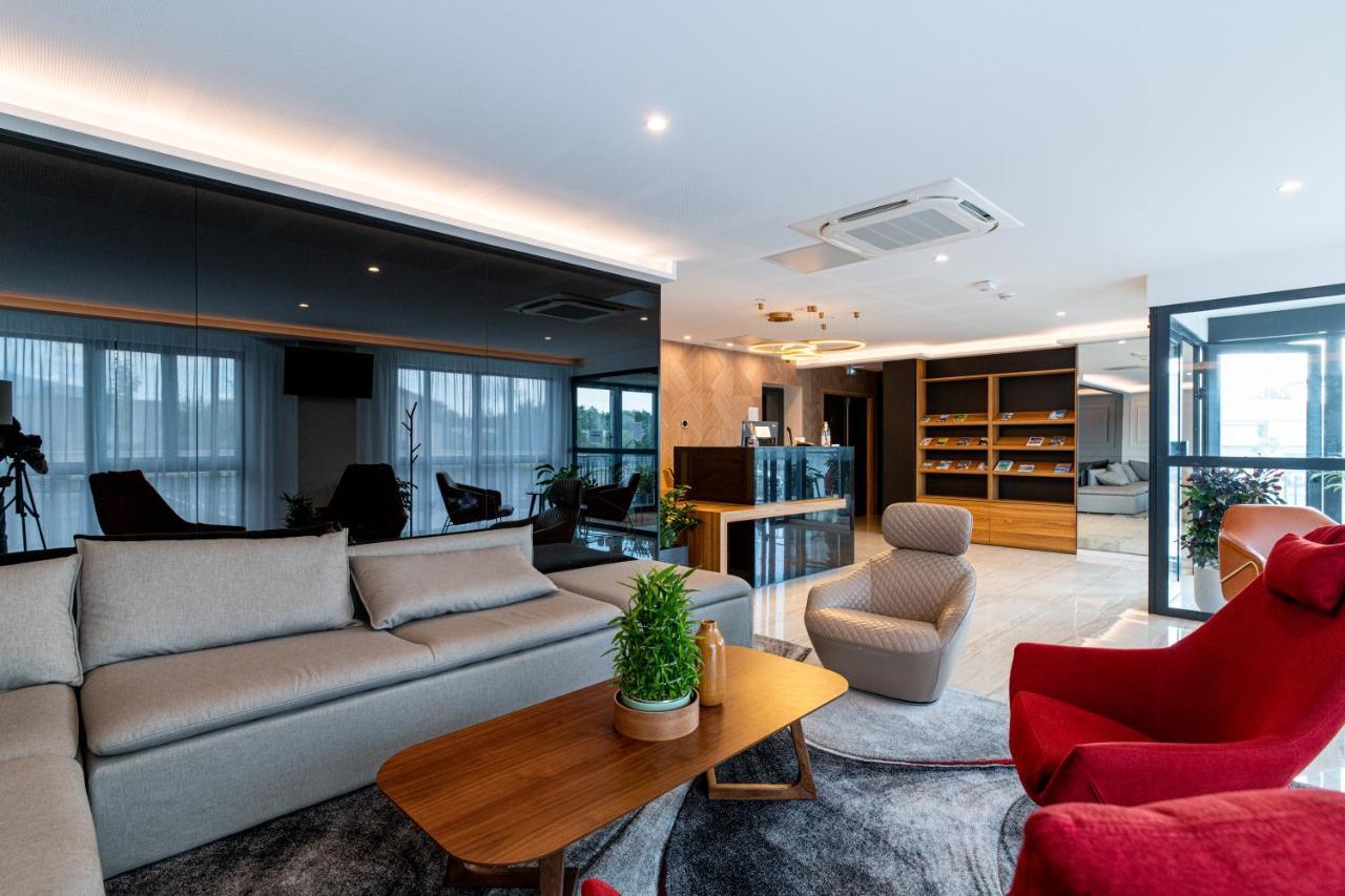 Woods Geneve-Thoiry Thoiry (Ain) Exterior foto